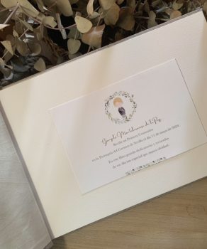 Libro álbum de firmas personalizado para Comunión Libro álbum de firmas personalizado para Comunión 5